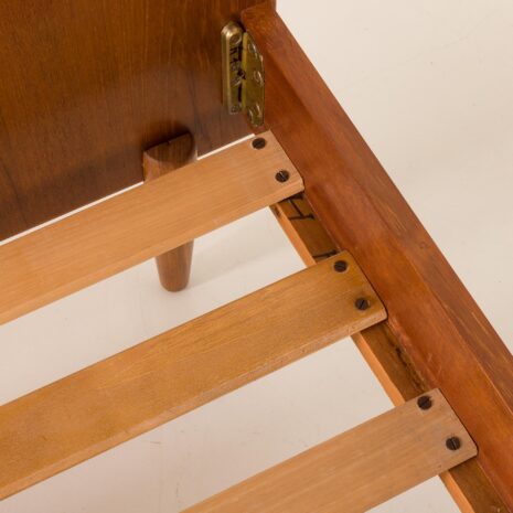 25408 Danish mid century teak double bed in the style of Hans Wegner, 1960s-12 25408 Danish mid century teak double bed in the style of Hans Wegner, 1960s-12