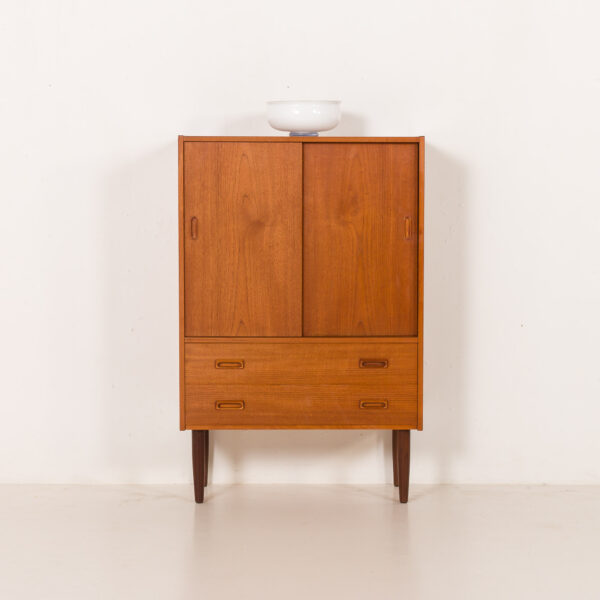 25472 Scandinavian teak cabinet, Sweeden 1970s-1
