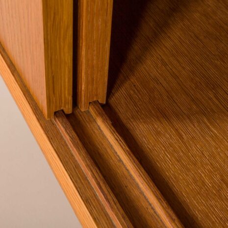 25476 Johannes Sorth oak bookcase for Nexo, Bornholm, Denmark 1960s-13 25476 Johannes Sorth oak bookcase for Nexo, Bornholm, Denmark 1960s-13