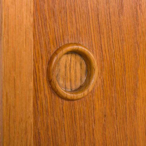 25476 Johannes Sorth oak bookcase for Nexo, Bornholm, Denmark 1960s-9 25476 Johannes Sorth oak bookcase for Nexo, Bornholm, Denmark 1960s-9