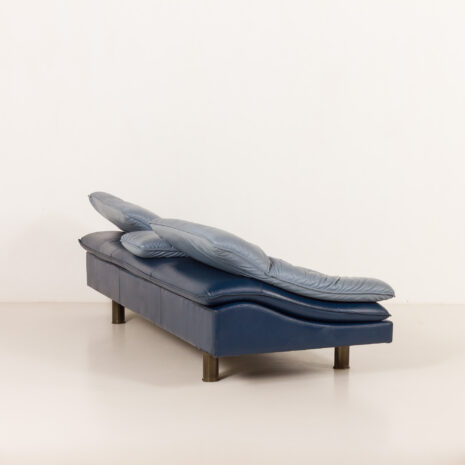 25527 Poltrona Frau Space Age leather sofa, 1980s-10 25527 Poltrona Frau Space Age leather sofa, 1980s-10
