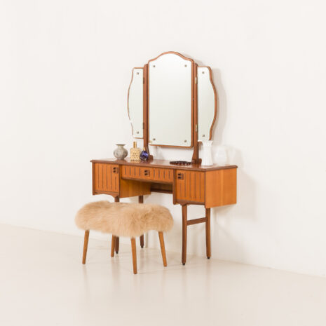 Scandinavian mid-century teak dressing table in teak, Norway, 1970s