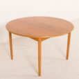 25474 Danish Oak round dining table with one extension, 1970s-11