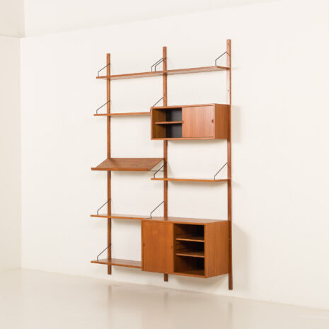 25490 Poul Cadovius extra hohe Teakholz-Hängeschrank für Cado, 1960-5 25490 Poul Cadovius extra hohe Teakholz-Hängeschrank für Cado, 1960-5