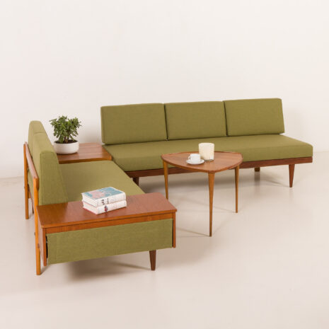 25494 Svane daybed - dwa łóżka w parze-50 Svane daybed suit, set of 2 sofas and a side table by Igmar Relling, Norway 1960s