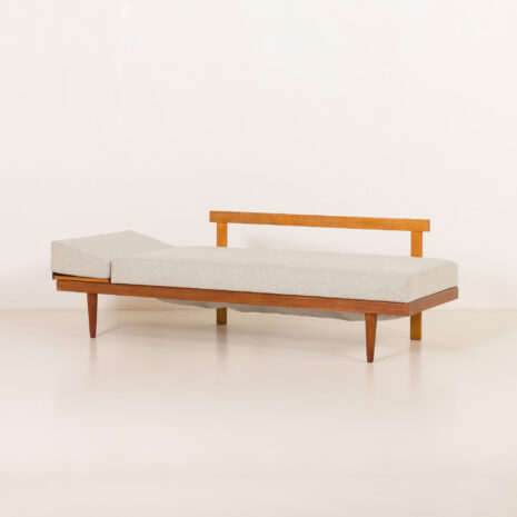25495 Svane daybed by Ignar Relling in wool upholstery, Norway 1960s-4 25495 Svane daybed by Ignar Relling in wool upholstery, Norway 1960s-4