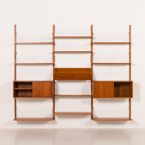 25499 Meuble mural scandinave en teck du milieu du siècle dans le style de Cadovius, Danemark, 1970-6 25499 Meuble mural scandinave en teck du milieu du siècle dans le style de Cadovius, Danemark, 1970-6