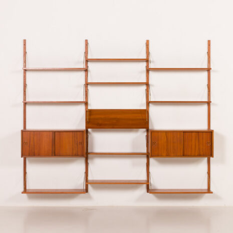 25499 Meuble mural scandinave en teck du milieu du siècle dans le style de Cadovius, Danemark, 1970-7 25499 Meuble mural scandinave en teck du milieu du siècle dans le style de Cadovius, Danemark, 1970-7