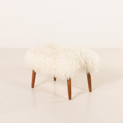 25507 Scandinavian mid century ottoman in long hair sheepskin, Denmark, 1970s-3 25507 Scandinavian mid century ottoman in long hair sheepskin, Denmark, 1970s-3