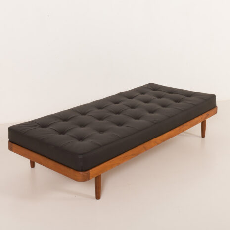25530 Danish modern teak daybed in black leather, 1960s-12 25530 Danish modern teak daybed in black leather, 1960s-12