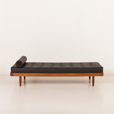 25530 Danish modern teak daybed in black leather, 1960s-3 25530 Danish modern teak daybed in black leather, 1960s-3
