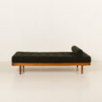 25531 Danish teak daybed in thick boucle fabric, 1960s-6