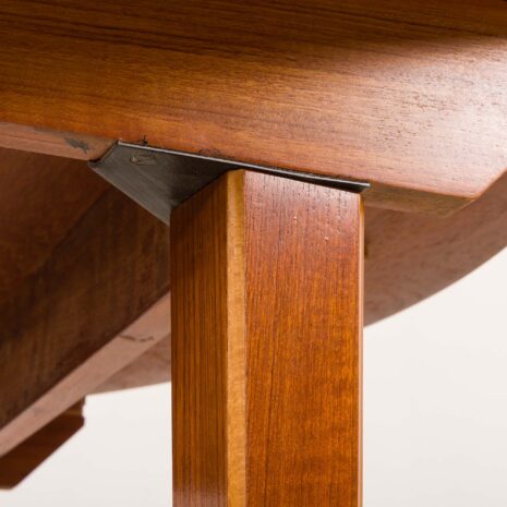 25547 Scandinavian round teak table with hidden extension, 1970s-18 25547 Scandinavian round teak table with hidden extension, 1970s-18