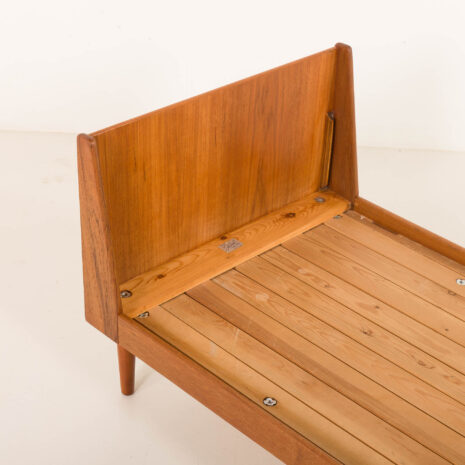 25129 Vintage Hevali teak extension children room bed, Denamrtk 1960s-17 25129 Vintage Hevali teak extension children room bed, Denamrtk 1960s-17