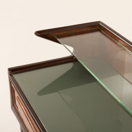 25389 Italian mid century side table in the style of Paolo Buffa, 1950s-11 25389 Italian mid century side table in the style of Paolo Buffa, 1950s-11