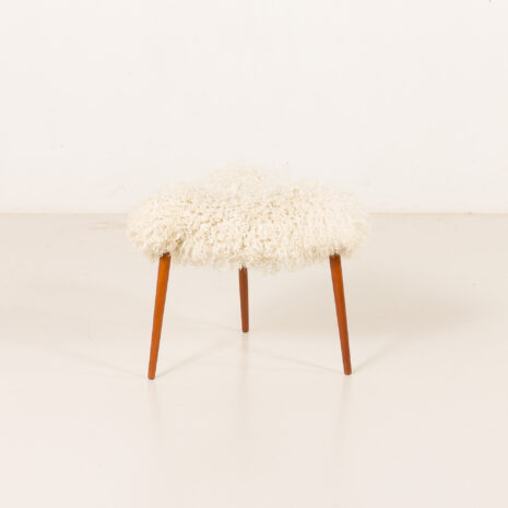 25506 Scandinavian mid century triangular footstool in long hair sheepskin, Denmark 1960s-2 25506 Scandinavian mid century triangular footstool in long hair sheepskin, Denmark 1960s-2