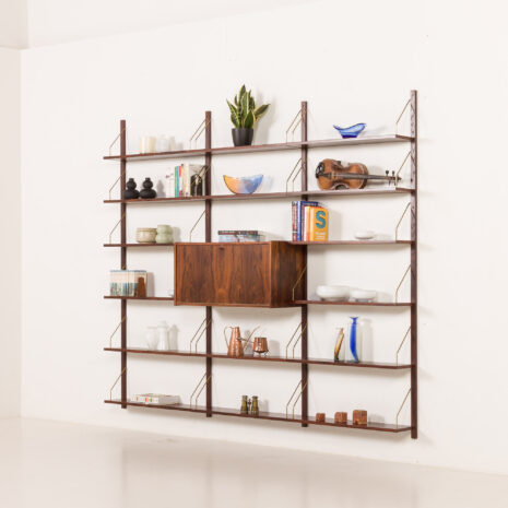 shelving unit