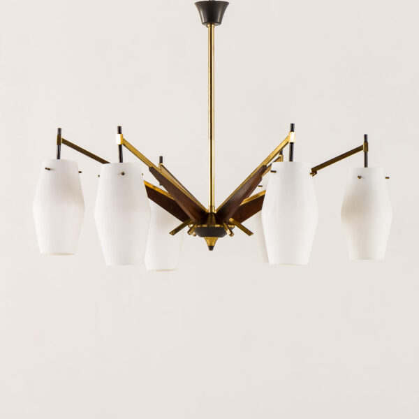 25514 Stilnovo style Italian mid century chandelier in brass and teak, 1960s -1