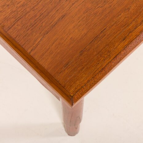 25559 Italian mid century low teak coffe table attr. to Mobil Girgi-10 25559 Italian mid century low teak coffe table attr. to Mobil Girgi-10