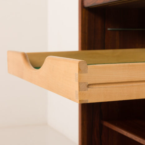 26017 Danish small rosewood sideboard attr. to Hundevad, 1960s-14 26017 Danish small rosewood sideboard attr. to Hundevad, 1960s-14