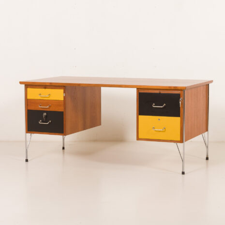 26026 Danish mid century modern desk, 1970s-2 26026 Danish mid century modern desk, 1970s-2